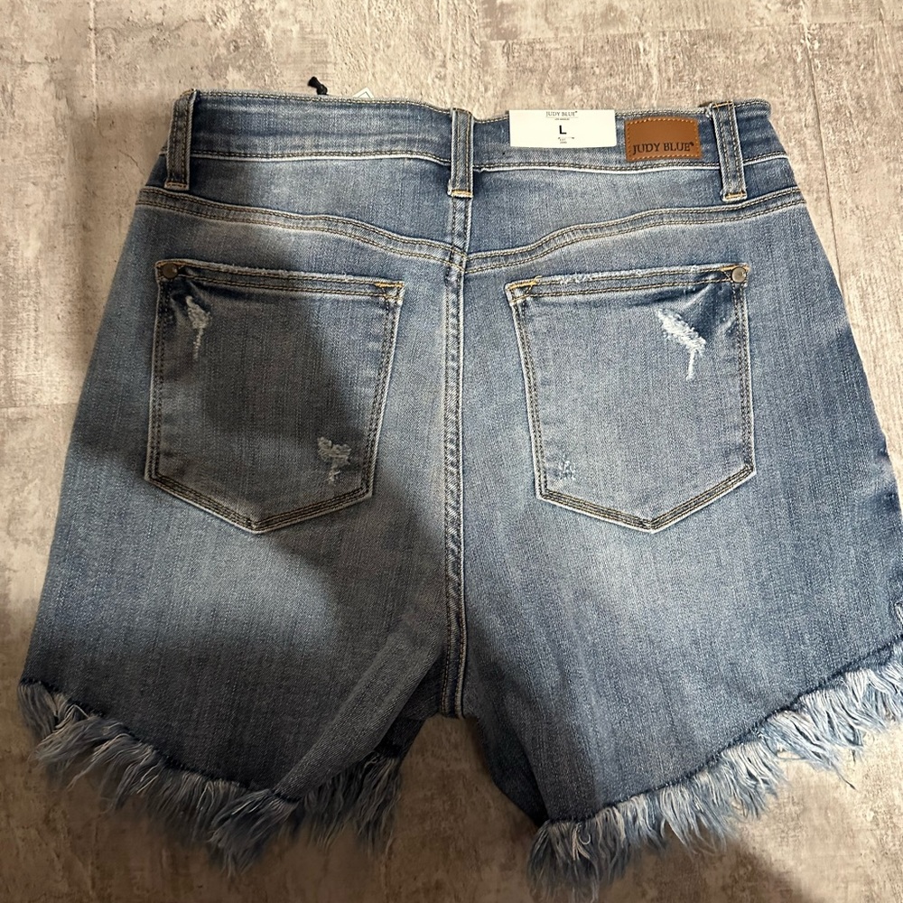 Judy blue shorts